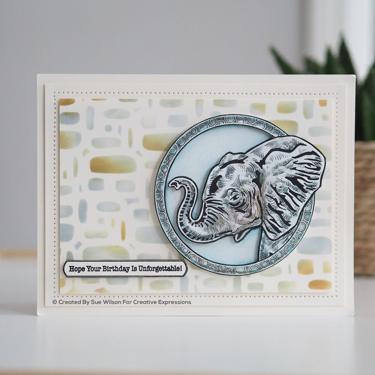 Creative Expressions Sue Wilson Safari Collection Elephant Craft Die